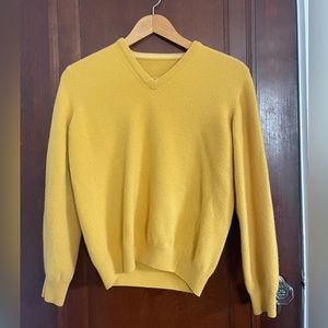 Yellow Cashmere V-Neck Men’s Small
